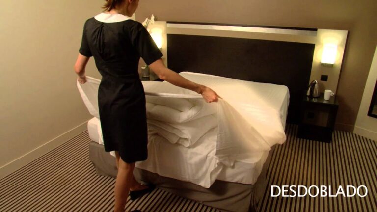 Aprende en casa a hacer una cama de hotel ¡con nórdico incluido!
